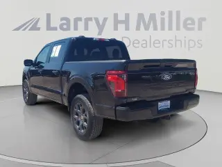 Ford F-150 2026 4x4 STX de 4 puertas, SuperCrew, caja corta de 5.5 pies