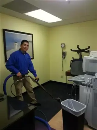 LAVAMOS SU  SOFÁS Y ALFOMBRA$