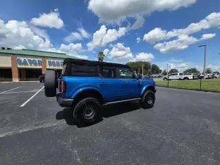 Ford Bronco 2023 4x4 Outer Banks SUV de 4 puertas
