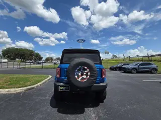 Ford Bronco 2023 4x4 Outer Banks SUV de 4 puertas