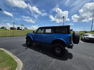 Ford Bronco 2023 4x4 Outer Banks SUV de 4 puertas