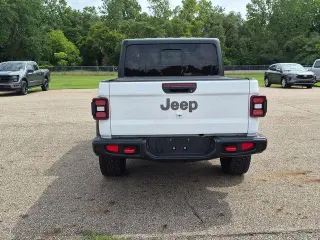Jeep Gladiator 2021 4x4 Rubicon 4 puertas Crew Cab 5.0 pies SB