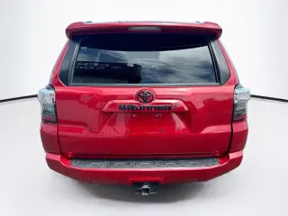 Toyota 4Runner 2022 4x2 SR5 Premium SUV de 4 puertas