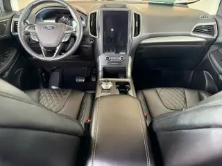 Ford Edge 2024 AWD Titanium SUV de 4 puertas