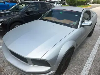Ford Mustang 2005 V6 Premium 2 puertas Fastback