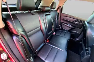 Nissan Rogue 2022 SV Crossover de 4 puertas