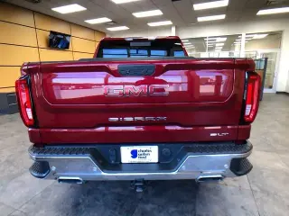 GMC Sierra 1500 2020 4x4 SLT 4 puertas Crew Cab Caja Corta de 5.8 pies