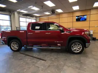 GMC Sierra 1500 2020 4x4 SLT 4 puertas Crew Cab Caja Corta de 5.8 pies