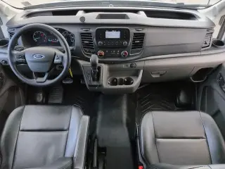 Ford Transit 2024 350 HD 3 puertas Batalla Larga Techo Alto Ruedas Traseras Dobles Furgoneta de Carga Extendida con P.V.B. de 11,000 Lb.
