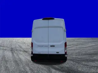 Ford Transit 2024 350 HD 3 puertas Batalla Larga Techo Alto Ruedas Traseras Dobles Furgoneta de Carga Extendida con P.V.B. de 11,000 Lb.
