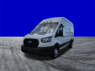 Ford Transit 2024 350 HD 3 puertas Batalla Larga Techo Alto Ruedas Traseras Dobles Furgoneta de Carga Extendida con P.V.B. de 11,000 Lb.