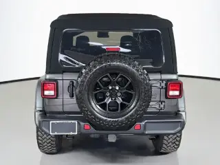 Jeep Wrangler 2024 4x4 Sport SUV de 4 puertas
