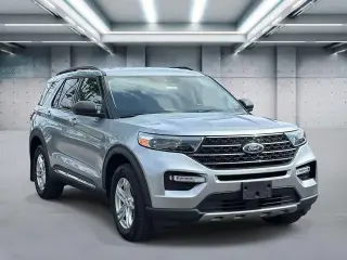 Ford Explorer 2023 AWD XLT SUV de 4 puertas