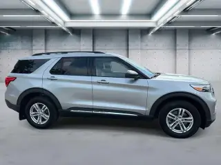 Ford Explorer 2023 AWD XLT SUV de 4 puertas