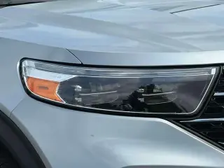 Ford Explorer 2023 AWD XLT SUV de 4 puertas