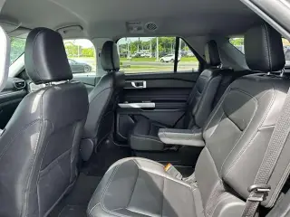 Ford Explorer 2023 AWD XLT SUV de 4 puertas