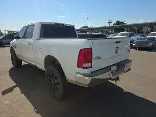 Ram 2500 2016 4x4 SLT 4 puertas Crew Cab batea corta de 6.3 pies