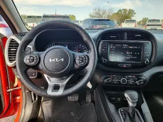 Kia Soul 2022 LX 4 puertas Crossover CVT
