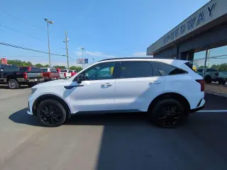 Kia Sorento 2023 SX 4dr SUV
