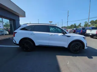 Kia Sorento 2023 SX 4dr SUV