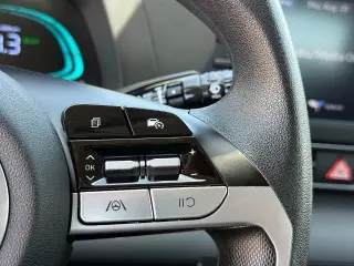 Hyundai ELANTRA Hybrid 2025 Blue 4dr Sedan