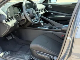 Hyundai ELANTRA Hybrid 2025 Blue 4dr Sedan