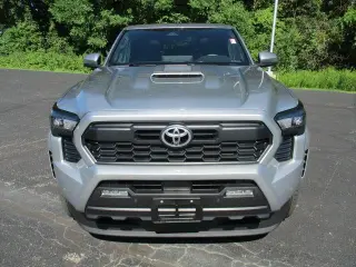 Toyota Tacoma 2024 4x4 Limited 4 puertas Doble Cabina 5.0 pies SB