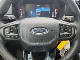 Ford Ranger 2024 4x4 XLT 4 puertas SuperCrew caja corta de 5.0 pies