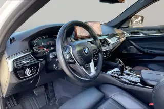 BMW Serie 5 2022 Sedán 4 puertas 530i