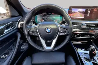 BMW Serie 5 2022 Sedán 4 puertas 530i