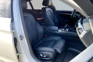 BMW Serie 5 2022 Sedán 4 puertas 530i