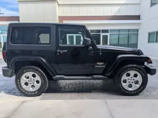 Jeep Wrangler 2015 4x4 Sahara SUV de 2 puertas