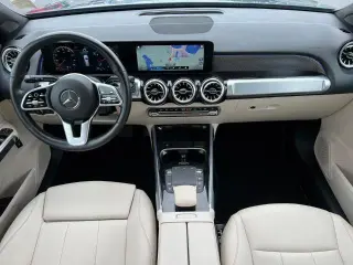 Mercedes-Benz GLB 2022 AWD GLB 250 4MATIC SUV de 4 puertas