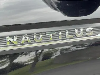 Lincoln Nautilus 2023 AWD Reserve SUV de 4 puertas