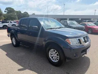 Nissan Frontier 2019 4x2 S 4 puertas Crew Cab Caja Corta 5 pies 6M