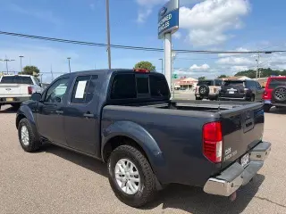 Nissan Frontier 2019 4x2 S 4 puertas Crew Cab Caja Corta 5 pies 6M