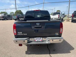 Nissan Frontier 2019 4x2 S 4 puertas Crew Cab Caja Corta 5 pies 6M