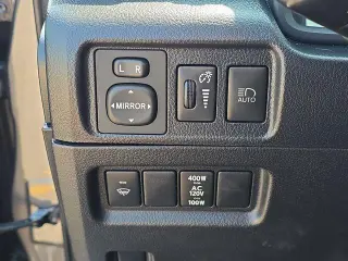 Toyota 4Runner 2020 4x4 SR5 SUV de 4 puertas