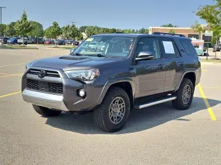 Toyota 4Runner 2020 4x4 SR5 SUV de 4 puertas