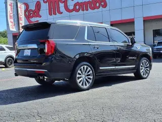 GMC Yukon 2021 4x2 Denali SUV de 4 puertas