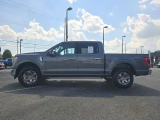 Ford F-150 2023 4x4 XLT 4 puertas SuperCrew caja corta de 5.5 pies