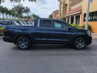 Honda Ridgeline 2023 AWD RTL 4 puertas Crew Cab batea de 5.3 pies