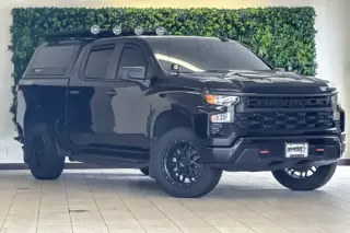 Chevrolet Silverado 1500 2023 4x4 Custom Trail Boss 4dr Crew Cab 5.8 ft. SB