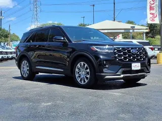 Ford Explorer 2025 Platinum SUV de 4 puertas