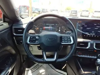 Ford Mustang 2025 EcoBoost Premium descapotable de 2 puertas