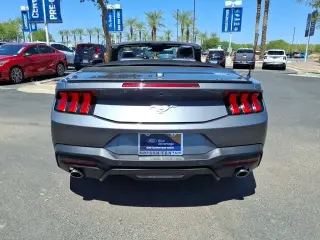 Ford Mustang 2025 EcoBoost Premium descapotable de 2 puertas