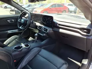 Ford Mustang 2025 EcoBoost Premium descapotable de 2 puertas
