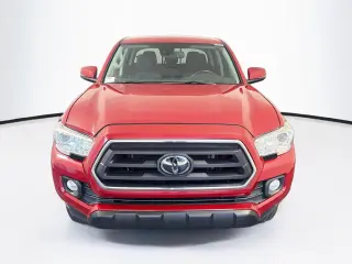 Toyota Tacoma 2022 4x2 SR5 V6 4 puertas Doble Cabina Caja Corta de 5.0 pies