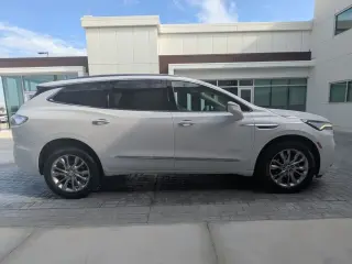 Buick Enclave 2023 Avenir Crossover de 4 puertas