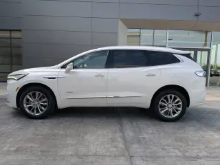 Buick Enclave 2023 Avenir Crossover de 4 puertas